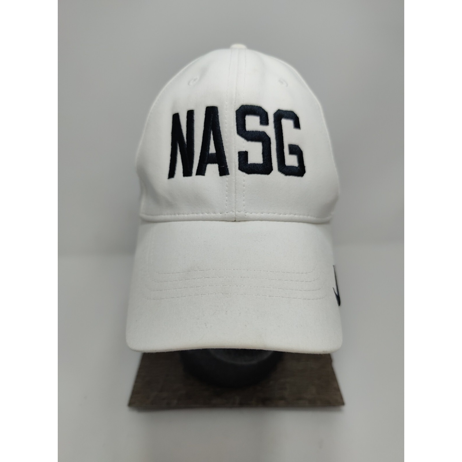 Nike Golf Hat Cap Strap Back White Daytona Pro Am Golf Logo One Size Nasg